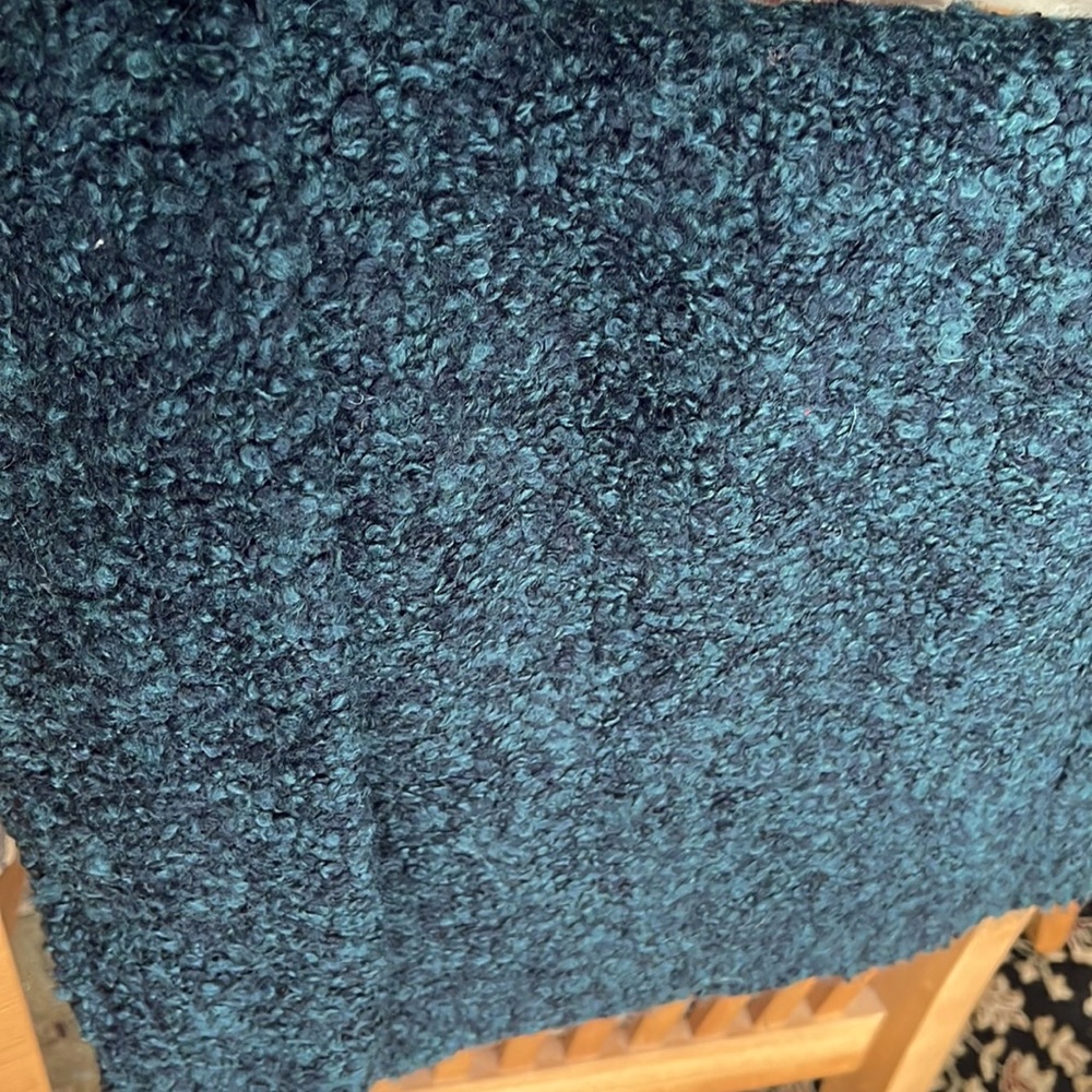 Brand new with tags Large turtleneck pullover,green(first picture actual color)